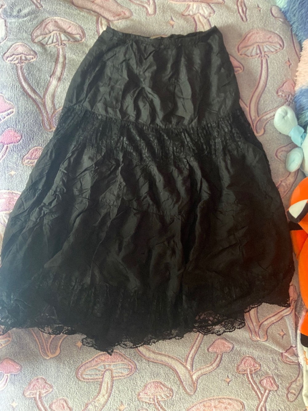 Gothy silky skirt